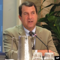 吉达里律师说美国电信公司保障用户隐私