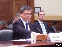 梅健华， 美国国务院亚太事务副助理国务卿（美国之音钟辰芳）