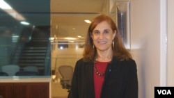 战略与国际研究中心学者葛莱仪接受美国之音采访。(美国之音平章拍摄)