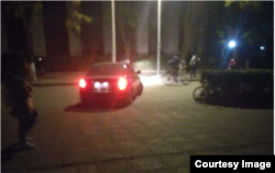 疑似带走北大毕业生张圣业的黑衣人乘坐的车辆之一。 (北大本科生于天夫分享网络图片)