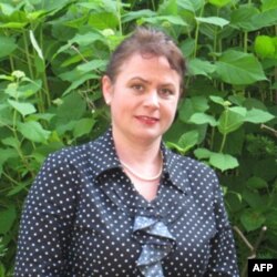 Леся Спольська, Комітет встановлення пам’ятника Тарасу Шевченку в Оттаві.