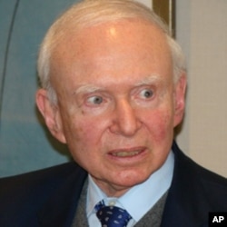 罗伊.普罗斯特曼教授 华盛顿大学法学教授