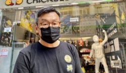 周小龙表示,六四未平反、真相未确认、要负责的人未负责,香港人仍会坚持悼念六四。 (美国之音/汤惠芸)