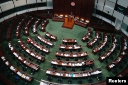 香港立法会(路透社2020年6月4日)