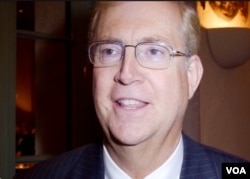 洛杉矶县经济发展公司执行长艾伦(美国之音国符拍摄)