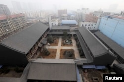 曾担任解放军总后勤部副部长的谷俊山在河南的未建造完的大宅(2014年1月19日)