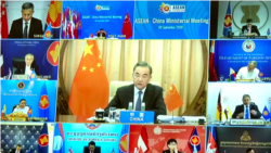 中国外长王毅2020年9月9日通过视频出席东南亚联盟年度外长会议 (路透社转发视频截图)