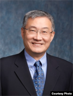 美国三一学院经济系终身教授文贯中(文贯中提供)