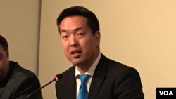 全球台湾研究所资深研究员安大维(美国之音钟辰芳拍摄)