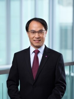 位于香港的中文大学国际商务和中国企业项目主任李兆波(李兆波提供照片)