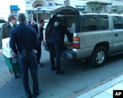 火鸡离开饭店前往白宫