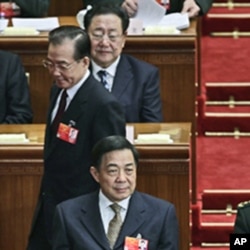 2012年3月温家宝和薄熙来在北京两会的会场上