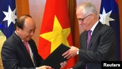 Thủ tướng Nguyễn Xuân Phúc trong chuyến thăm Australia hồi tháng Ba.