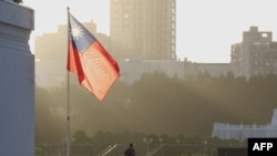 中国本周在台湾周边举行为期不到一天的军事演习,台湾国防部长顾立雄表示,不会排除中共在任何时机、找任何借口来进行下次的军演。(法新社:2024年10月15日)