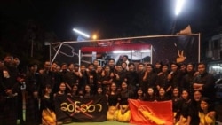 ဒေါင်းတို့မျိုးဆက်သံချပ်အဖွဲ့ဝင်တွေကို လုပ်ငန်းခွင်ထဲအထိ လိုက်လံဖမ်းဆီး ဒေါင်းတို့မျိုးဆက်သံချပ်အဖွဲ့ဝင်တွေကို လုပ်ငန်းခွင်ထဲအထိ လိုက်လံဖမ်းဆီး