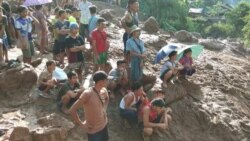မယ်လအူး ကရင်ဒုက္ခသည်စခန်း ရေကြီးမြေပြိုပြီး လူ ၈ ဦး သေဆုံး မယ်လအူး ကရင်ဒုက္ခသည်စခန်း ရေကြီးမြေပြိုပြီး လူ ၈ ဦး သေဆုံး