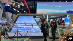 资料照片:越南河内举办的2024年越南国际防务展览会。(2024年12月19日)