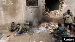 Phiến quân tại thị trấn al-Bab, ngày 15/1/2017.