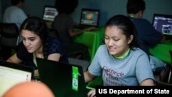 美利坚大学TechGirls国际夏令营的学生(图片来源:美国国务院)