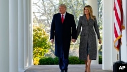 美国总统特朗普与第一夫人梅兰妮娅 (2020年11月24日)