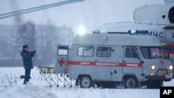 12月20日霍多尔科夫斯基乘直升机离开监狱