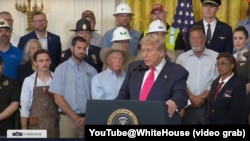 特朗普在白宫举行的一次活动上发表讲话。(2025年6月26日)