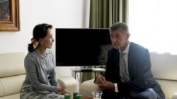 နိုင်ငံတကာကို Czech ခရီးစဉ်အတွင်း နိုင်ငံတော်အတိုင်ပင်ခံ ဝေဖန် နိုင်ငံတကာကို Czech ခရီးစဉ်အတွင်း နိုင်ငံတော်အတိုင်ပင်ခံ ဝေဖန်