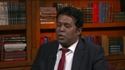 ရိုဟင်ဂျာအရေး လှုပ်ရှားသူ ဦးထွန်းခင်နဲ့ တွေ့ဆုံမေးမြန်းခန်း ရိုဟင်ဂျာအရေး လှုပ်ရှားသူ ဦးထွန်းခင်နဲ့ တွေ့ဆုံမေးမြန်းခန်း