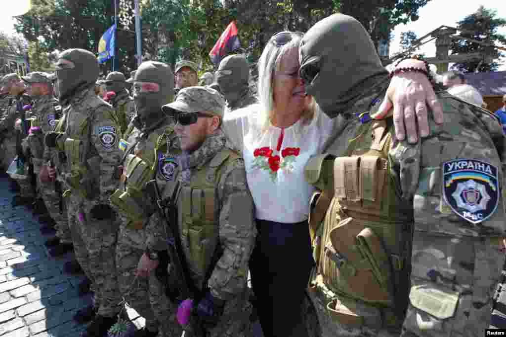 Батальйон спеціального призначення "Січ" відправляється на фронт.