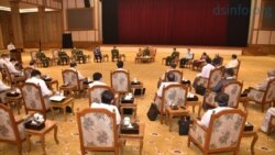 ကုန်သည်စက်မှုအသင်းချုပ်နဲ့ ဗိုလ်ချုပ်မှူးကြီးမင်းအောင်လှိုင် တေ့ွဆုံ ကုန်သည်စက်မှုအသင်းချုပ်နဲ့ ဗိုလ်ချုပ်မှူးကြီးမင်းအောင်လှိုင် တေ့ွဆုံ