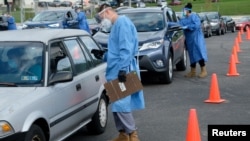 美国中西部地区威斯康星州一处新冠病毒检测站(路透社2020年10月2日)