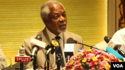 ကိုဖီအာနန် သတင်းစာရှင်းလင်းပွဲ ရန်ကုန်မှာ ကျင်းပနေစဉ်