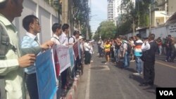 حضور جورج کلونی و همسرش در  مراسم سالانه جشن موسسه‌ لباس موسوم به «مت گالا» ۲۰۱۸ که در موزه هنر متروپولیتن شهر نیویورک برگزار شد. <br />
 