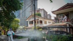 မလေးရှားမှာ COVID-19 ထိန်းချုပ်တဲ့အနေနဲ့ အိမ်ပြင်ထွက်သူတွေကို ဖမ်း မလေးရှားမှာ COVID-19 ထိန်းချုပ်တဲ့အနေနဲ့ အိမ်ပြင်ထွက်သူတွေကို ဖမ်း