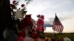 အထက်တန်းကျောင်းပစ်ခတ်မှု Texas လူမှုအသိုင်းအဝိုင်း ဝမ်းနည်းကြေကွဲ အထက်တန်းကျောင်းပစ်ခတ်မှု Texas လူမှုအသိုင်းအဝိုင်း ဝမ်းနည်းကြေကွဲ