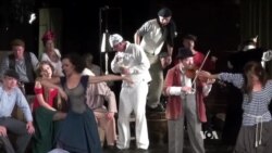 Artists Shun Russia's Profanity Law Artists Shun Russia's Profanity Law