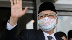 မလေးရှားအတိုက်အခံတွေ ကိုဗစ်တိုက်ဖျက်ရေးမှာ ကူညီဖို့ ဝန်ကြီးချုပ်သစ် တိုက်တွန်း မလေးရှားအတိုက်အခံတွေ ကိုဗစ်တိုက်ဖျက်ရေးမှာ ကူညီဖို့ ဝန်ကြီးချုပ်သစ် တိုက်တွန်း