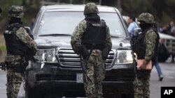 Chiếc xe của Ðại sứ quán Mỹ bị bắn nhầm ở Mexico