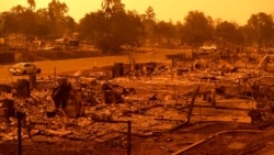 ကယ်လီဖိုးနီးယားတောမီး လူထောင်သောင်းချီထွက်ပြေးရ ကယ်လီဖိုးနီးယားတောမီး လူထောင်သောင်းချီထွက်ပြေးရ