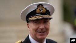 Начальник штабу оборони Великої Британії адмірал сер Тоні Радакін на церемонії в Лондоні, 13 березня 2023 р. (Фото: AP Photo/Alastair Grant)