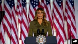 သမ္မတကတော် Melania Trump (သြဂုတ် ၂၅၊ ၂၀၂၀)