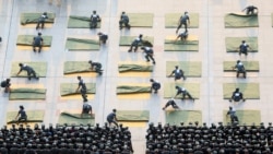 高中生接受军训 分析:打不打仗都强调备战 高中生接受军训 分析:打不打仗都强调备战