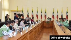 ငြိမ်းချမ်းရေးလုပ်ငန်းစဉ်ဖော်ဆောင်ရေးအဖွဲ့ (PPST)နှင့် တပ်ချုပ်တွေ့ဆုံ (တပ်မတော်ကာကွယ်ရေးဦးစီးချုပ်ရုံး)