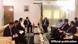 နိုင်ငံတော်အတိုင်ပင်ခံရုံး ဝန်ကြီးဌာန ဝန်ကြီး ဦးဆောင်တဲ့ မြန်မာကိုယ်စားလှယ်အဖွဲ့ ဘင်္ဂလားဒေ့ရှ် တာဝန်ရှိသူနှင့်ဆွေးနွေး ( Myanmar State Counsellor Office)