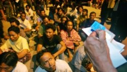 မလေးမှာ မြန်မာအပါအဝင် တရားမဝင်အလုပ်သမား ၁၈၀ ခန့် ထိန်းသိမ်းခံရ မလေးမှာ မြန်မာအပါအဝင် တရားမဝင်အလုပ်သမား ၁၈၀ ခန့် ထိန်းသိမ်းခံရ