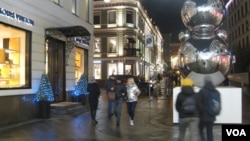 莫斯科市中心的一处购物街,武汉肺炎或减少去当地的中国访客数量。(美国之音白桦拍摄)