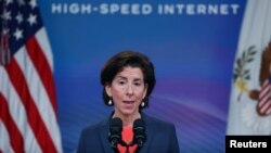 美国商务部长吉娜∙雷蒙多在白宫就网络议题讲话。(2021年6月3日)