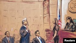 အမေရိကန်သမ္မတဟောင်း Donald Trump ပြည်ထောင်စုတရားရုံးမှာ အပြစ်မရှိကြောင်း ကြားနာလျှောက်လဲစဥ်။