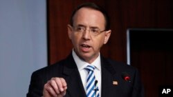 美国司法部副部长罗森斯坦2019年2月25日在华盛顿智库战略与国际研究中心(CSIS)演讲(美联社)