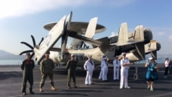 记者手记:登美国航母罗纳德·里根号 记者手记:登美国航母罗纳德·里根号